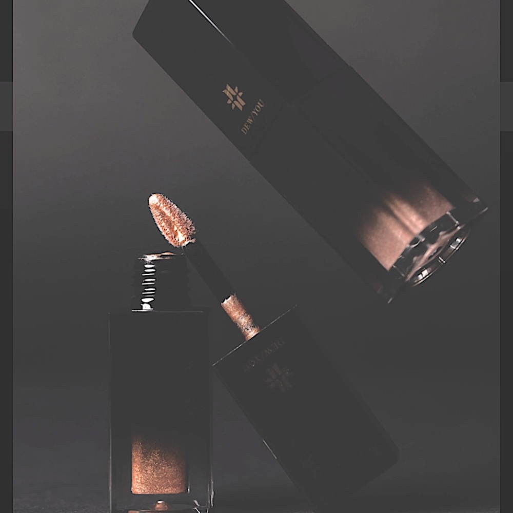 JOSEPHINE LIQUID HIGHLIGHTER